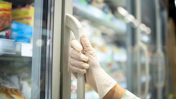 Καθαρισμός και οργάνωση επαγγελματικού ψυγείου και καταψύκτη: Διαδικασία & tips